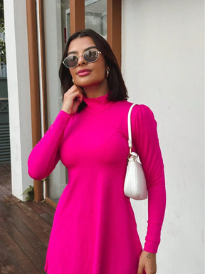Vestido Curto Manga Longa Com Gola Alta Olívia