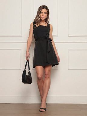 Vestido Alfaiataria Curto Amarrado Laís Preto / P